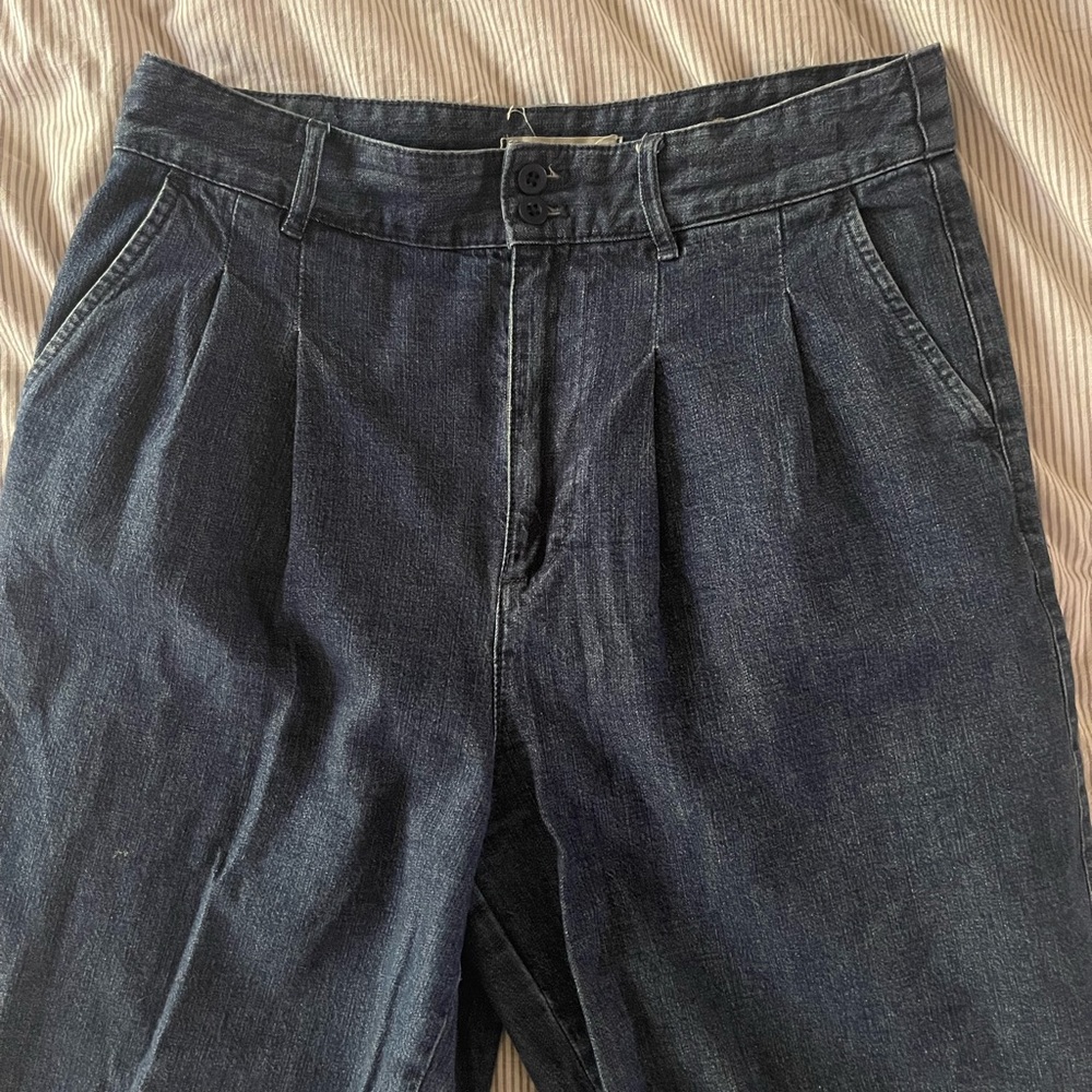 Pleated Wide Leg Jeans